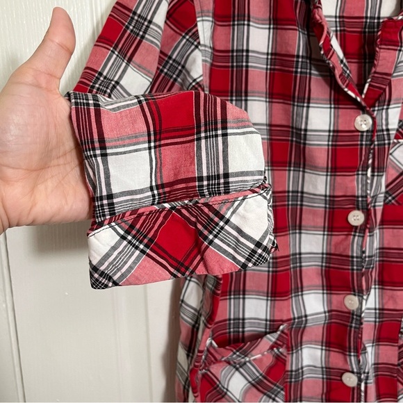 VICTORIA’S SECRET Red, White, and Black Button Down Pajama Top | size medium - Picture 10 of 12
